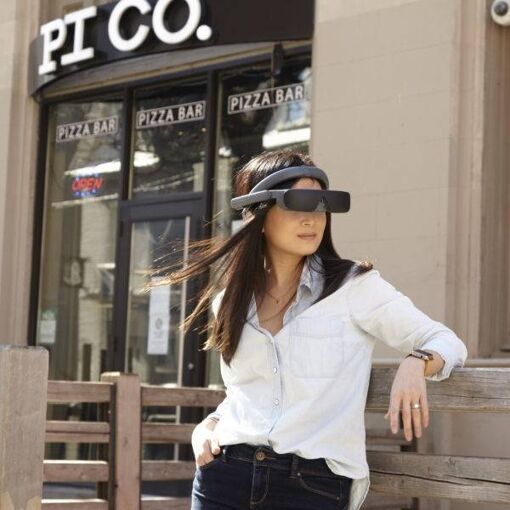 eSight 4 low vision glasses for macular degeneration user photo